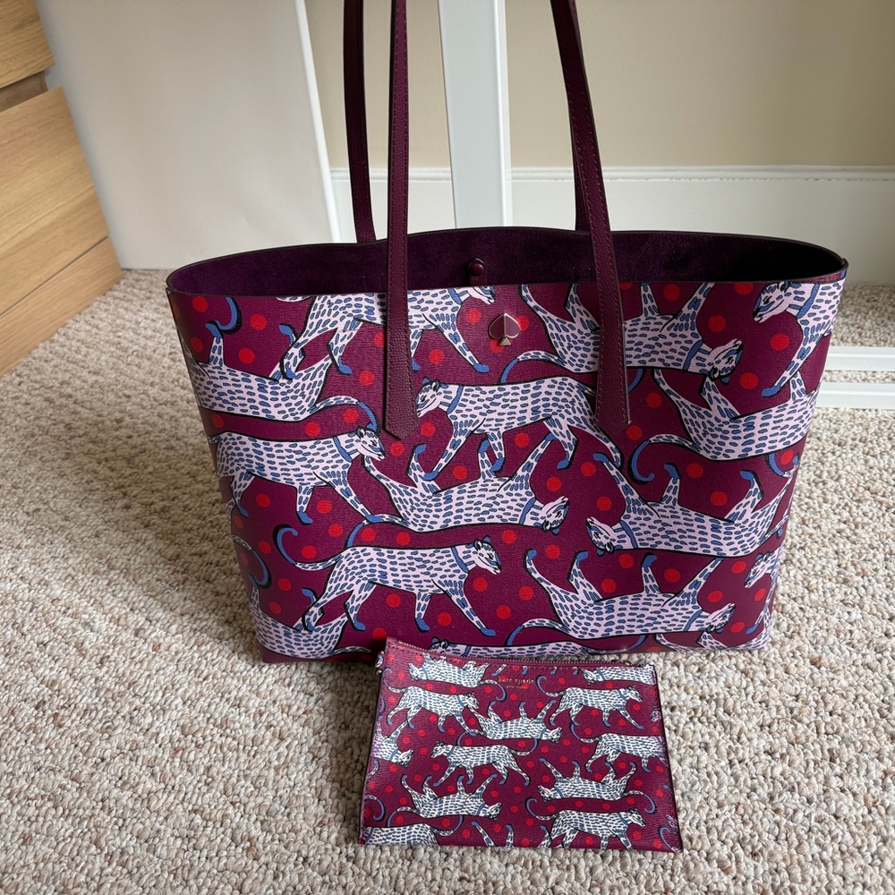 Kate Spade New York Printed Tote Bag With Matching Zip Pouch